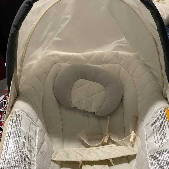 bassinet bouncer